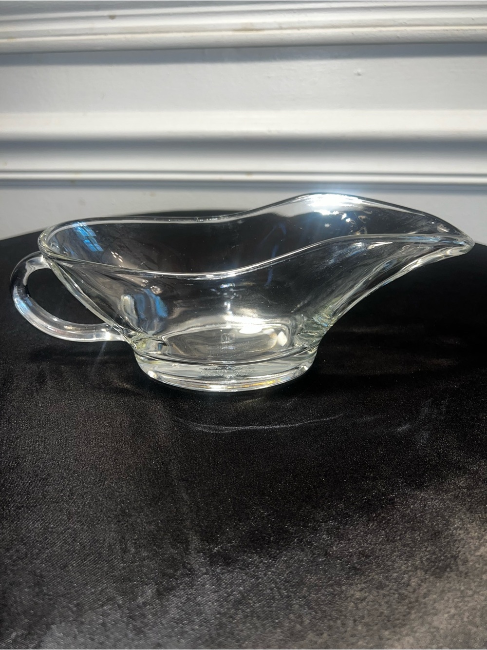 Vintage Anchor Hocking Clear Glass Gravy Boat